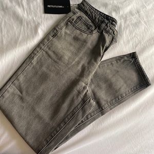 PRETTY LITTLE THING grey mom jeans!